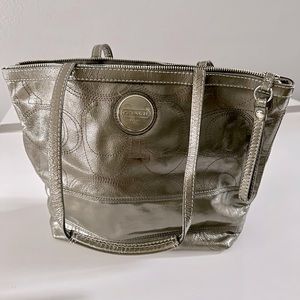 ☀️special bundle price $16☀️Coach: silver handbag